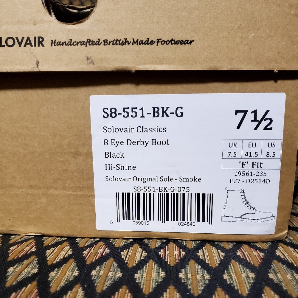 Solovair 8 Eye Derby Boot - Picture 2 of 9